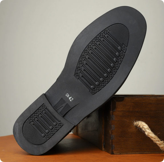 Stylish Genuine Leather Men's Work Boots — Classic, Durable Ankle Boots with a Luxurious Texture — Casual Men's Footwear